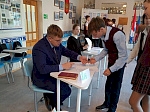 С 9 октября в школах проходят выборы органов ученического самоуправления